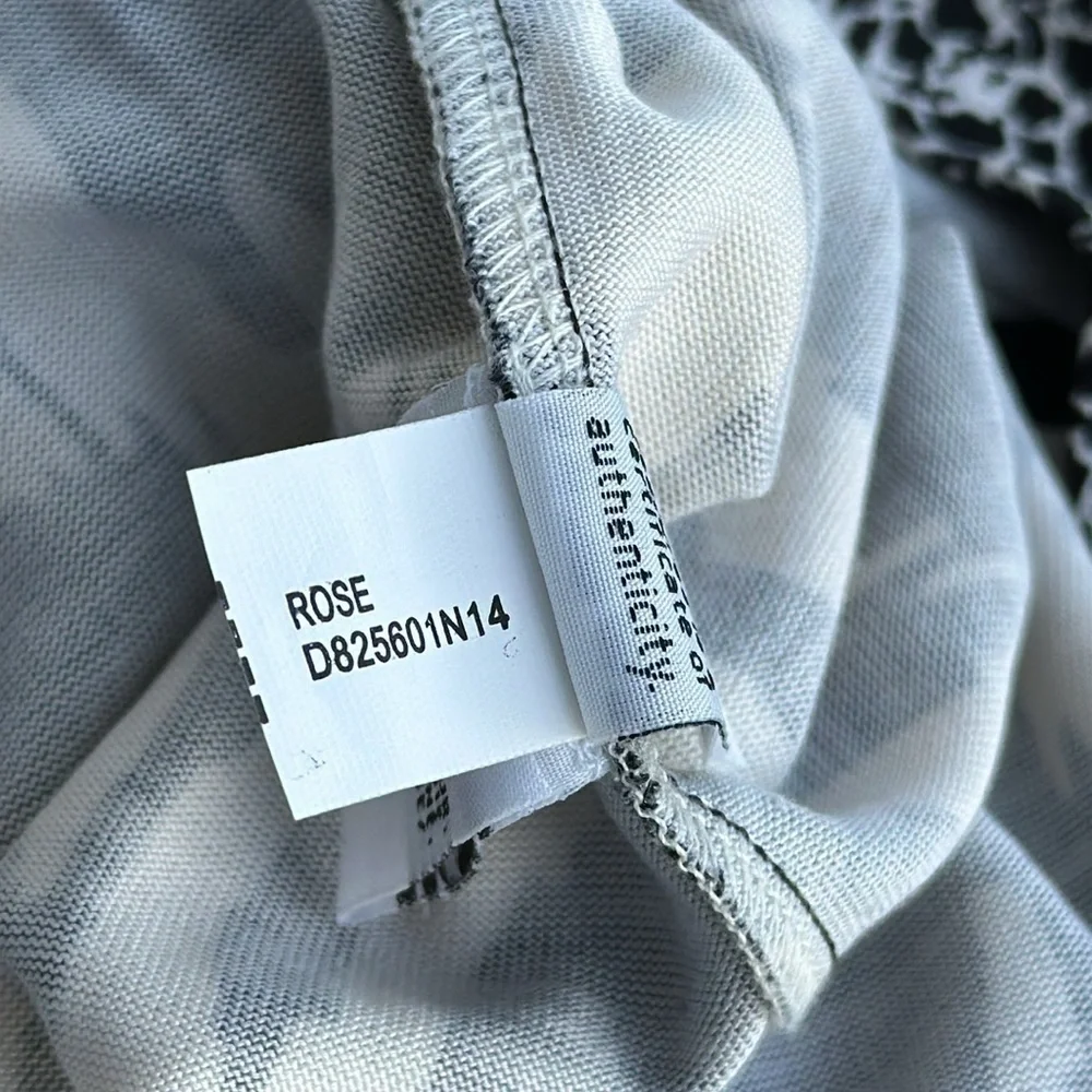 Diane Von Furstenberg 'Rose' Silk Ikat Print Shift Dress in Black/White Size 6